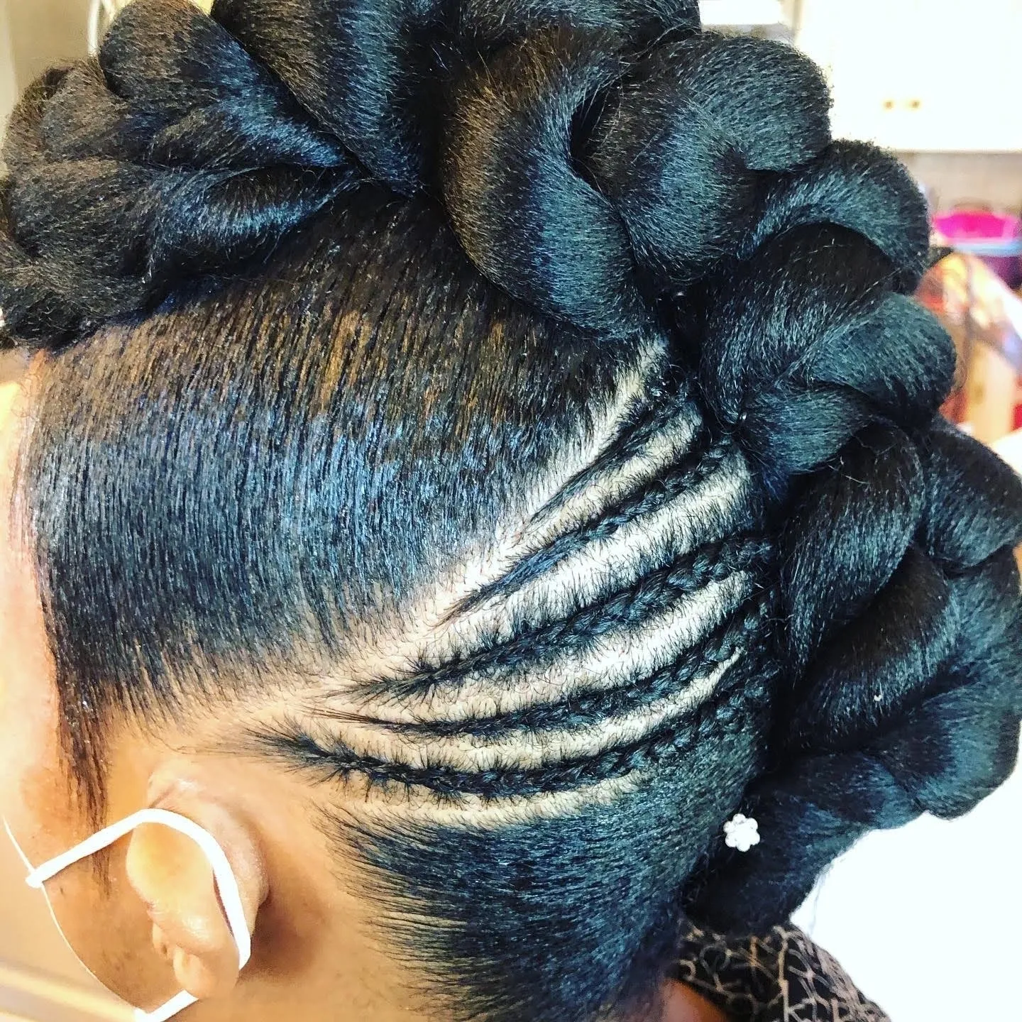 Coiffure d'invité de mariage